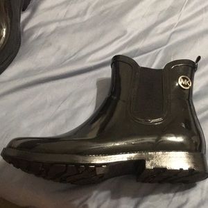 Authentic Michael Kors MK ankle rain boots sz 8